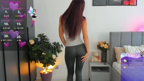 Snapshot of devilish_goddes chatting on 12/05/24, 10:01 Devilish Goddess online show from 12/05/24, 10:01