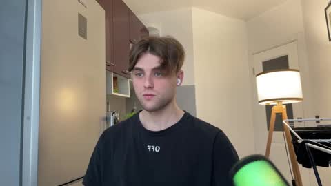 devilnut1 online show from 02/12/25, 01:37