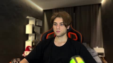 Snapshot of devilnut1 chatting on 11/10/25, 07:07 devilnut1 online show from 11/10/25, 07:07