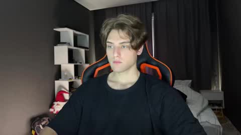 devilnut1 online show from 11/16/25, 06:41