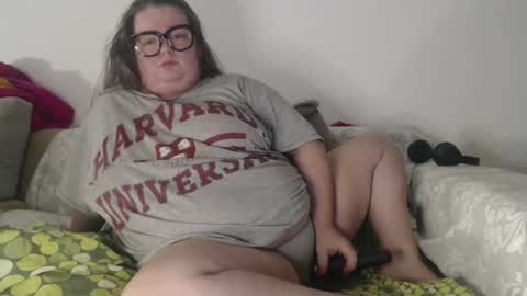 Snapshot of devilschick chatting on 09/21/25, 10:00 DevilsChick -- OF online show from 09/21/25, 10:00