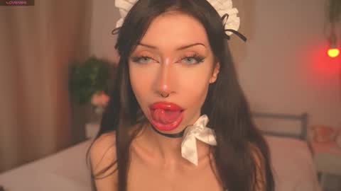 Snapshot of devilss_toy chatting on 09/20/25, 04:30 CIBELLE online show from 09/20/25, 04:30