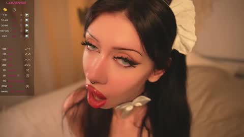 Snapshot of devilss_toy chatting on 10/26/25, 04:13 CIBELLE online show from 10/26/25, 04:13