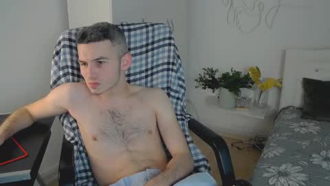 devin_ho online show from 02/12/25, 04:54