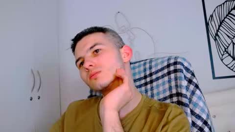 devin_ho online show from 02/18/25, 02:59