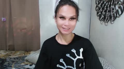 Snapshot of devine_g chatting on 01/28/25, 02:32 Igat online show from 01/28/25, 02:32