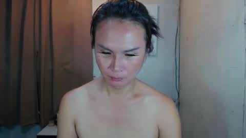 Snapshot of devine_g chatting on 03/10/25, 04:38 Igat online show from 03/10/25, 04:38