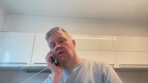 Snapshot of devon_nite chatting on 12/22/25, 10:56 Devon online show from 12/22/25, 10:56