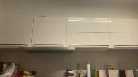 Snapshot of devon_nite chatting on 02/18/26, 12:39 Devon online show from 02/18/26, 12:39