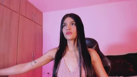 Sara 3 online show from 07/28/26, 08:52