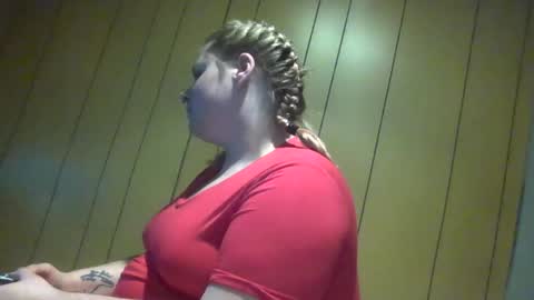 Snapshot of devykitten2018 chatting on 01/26/25, 05:56 devykitten online show from 01/26/25, 05:56