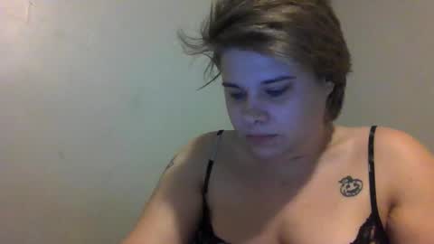 Snapshot of devykitten2018 chatting on 11/26/25, 11:22 devykitten online show from 11/26/25, 11:22