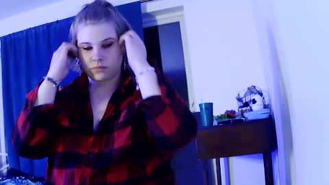 devykitten online show from 04/29/26, 03:10