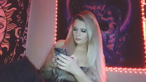 devyn winter online show from 01/14/26, 07:41