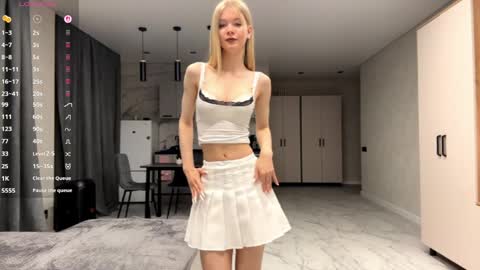 dewdropdoll online show from 06/09/26, 04:18