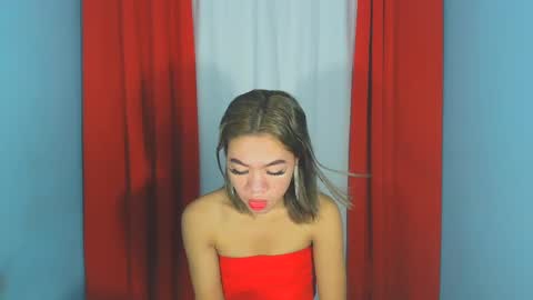 Snapshot of dexie121698 chatting on 02/08/25, 03:08 dexie121698 online show from 02/08/25, 03:08