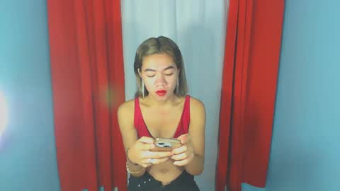 Snapshot of dexie121698 chatting on 02/10/25, 02:08 dexie121698 online show from 02/10/25, 02:08