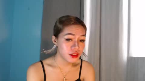 Snapshot of dexie121698 chatting on 02/14/25, 02:50 dexie121698 online show from 02/14/25, 02:50