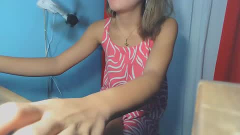 Snapshot of dexie121698 chatting on 02/24/25, 02:30 dexie121698 online show from 02/24/25, 02:30