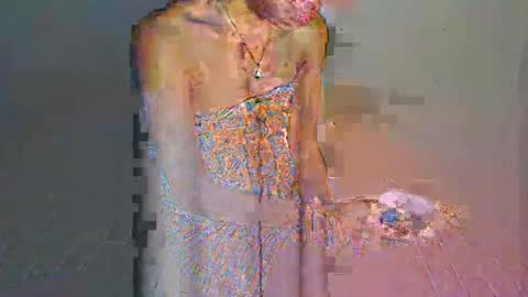 Snapshot of dexie121698 chatting on 03/04/25, 06:15 dexie121698 online show from 03/04/25, 06:15