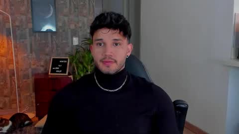 Snapshot of deymon_scott chatting on 12/20/25, 08:38 JULIAN online show from 12/20/25, 08:38