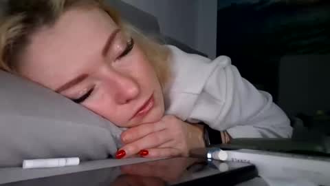 Snapshot of dgesika254182 chatting on 01/20/25, 08:50 dgesika254182 online show from 01/20/25, 08:50