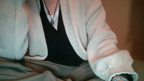 Snapshot of dghyfhjug chatting on 12/03/24, 01:30 Sammie online show from 12/03/24, 01:30