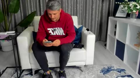 dgxhoya online show from 10/02/25, 10:33