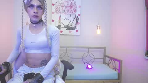 Snapshot of dhalton_x chatting on 02/12/26, 10:05 Dhalton online show from 02/12/26, 10:05