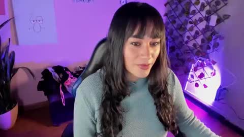 dhaniela naugthy online show from 11/17/25, 02:45