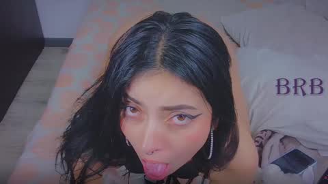 Snapshot of dharmonious_ chatting on 02/10/25, 08:10 harmonious online show from 02/10/25, 08:10