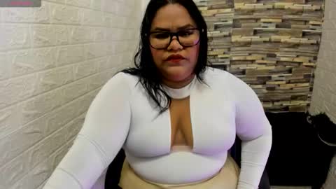 DHEVORA online show from 11/13/25, 01:21