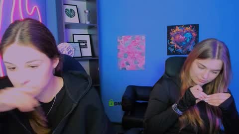 di_aster online show from 02/26/26, 03:11