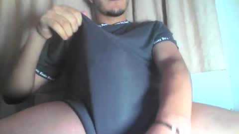 Snapshot of di_carter chatting on 10/25/25, 08:14 Carter  online show from 10/25/25, 08:14