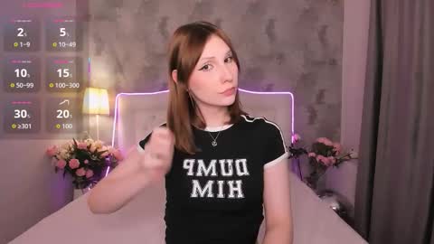 Snapshot of di_moore chatting on 10/04/25, 06:44 I EEO my schedule this week Thu - Sat 23000800 Sun 08001600 UTC3 online show from 10/04/25, 06:44