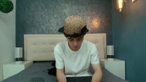   online show from 09/13/25, 12:05