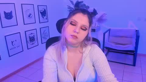 Dia online show from 02/01/25, 04:54