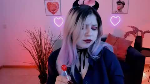 Dia online show from 02/07/25, 04:56