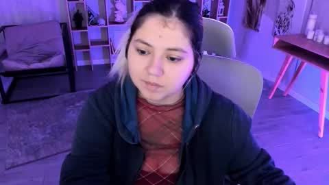 Dia online show from 10/24/25, 08:27