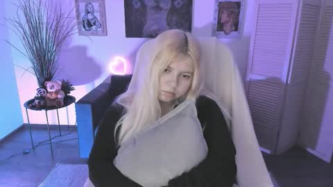 Dia online show from 11/29/25, 09:18