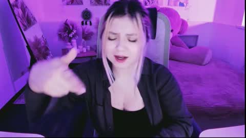 Dia online show from 03/19/26, 10:36