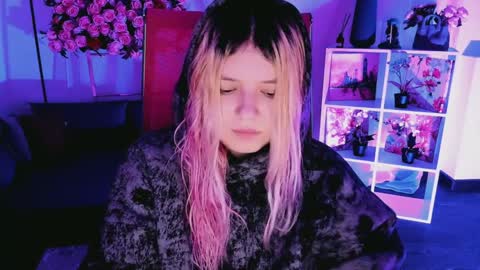 Dia online show from 03/30/26, 07:37