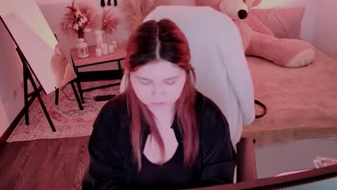 Dia online show from 04/20/26, 08:43