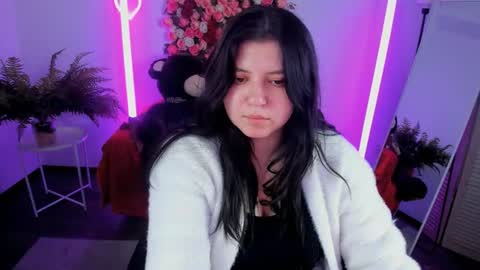 Dia online show from 06/09/26, 07:36