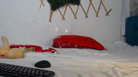 Snapshot of diabla_sexyboobs chatting on 10/28/25, 07:45 D I A B L A online show from 10/28/25, 07:45