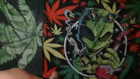 Yeti online show from 10/19/25, 05:02