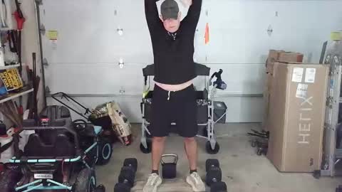 Yeti online show from 04/15/26, 08:53