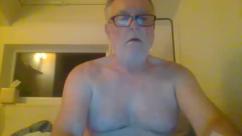 Snapshot of dial76 chatting on 01/16/25, 04:49 dial76 online show from 01/16/25, 04:49