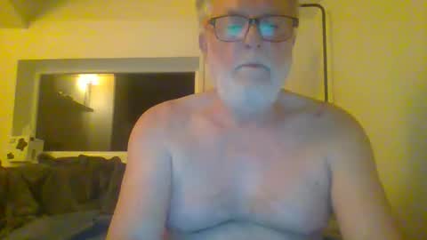 Snapshot of dial76 chatting on 02/15/25, 03:52 dial76 online show from 02/15/25, 03:52