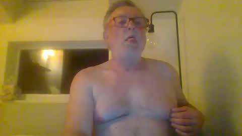 Snapshot of dial76 chatting on 03/09/25, 04:16 dial76 online show from 03/09/25, 04:16